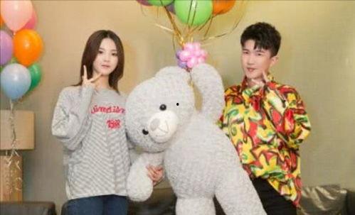 吃瓜娱乐背景图片,揭秘娱乐圈幕后趣闻